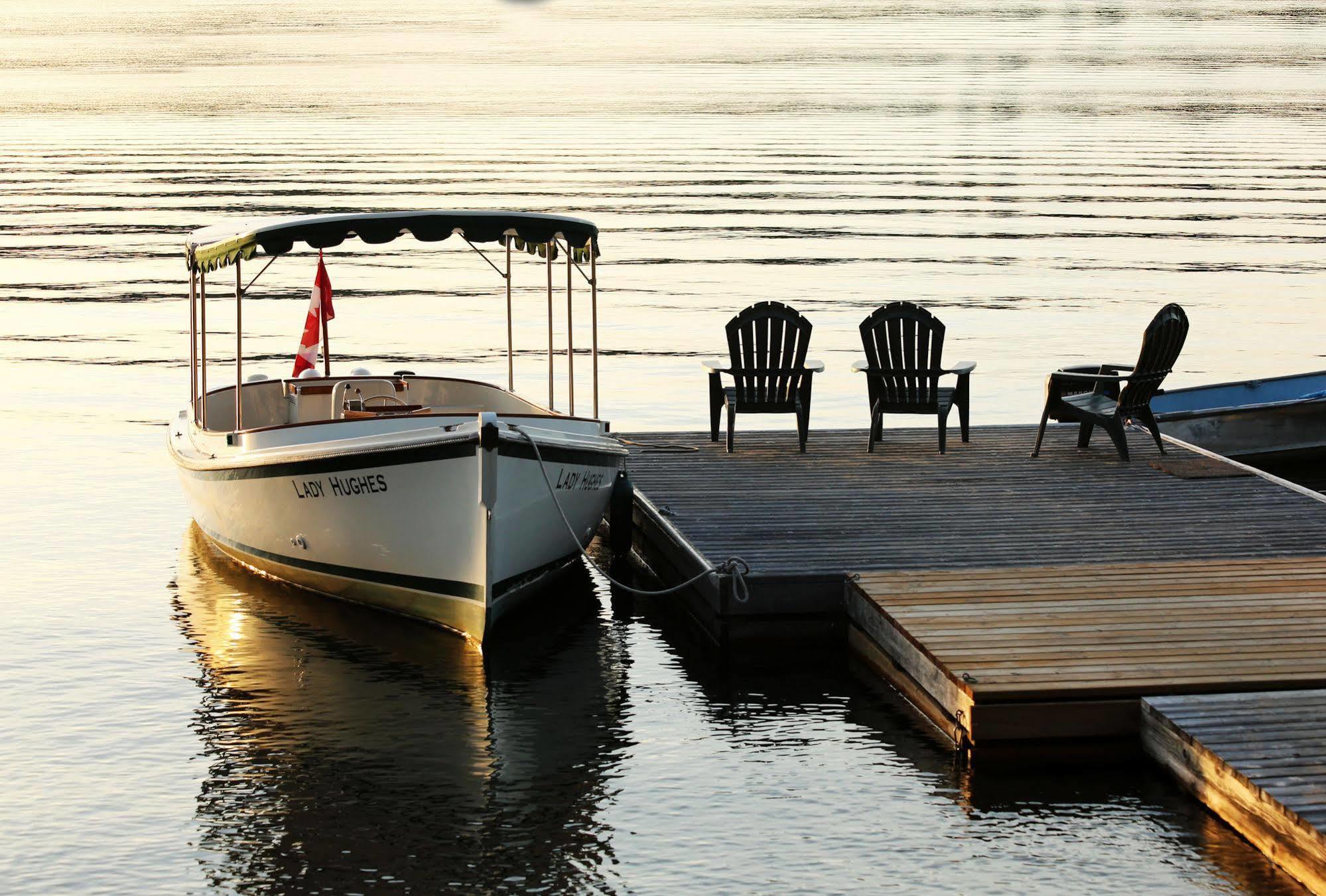 Sir Sam'S Inn & Spa (Adults Only) Haliburton Kültér fotó