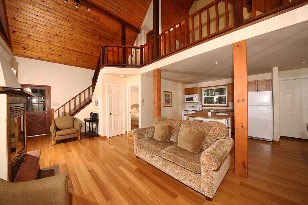 Sir Sam'S Inn & Spa (Adults Only) Haliburton Szoba fotó