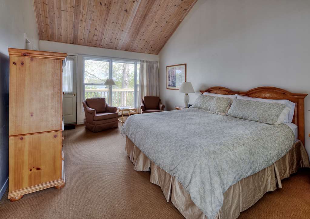 Sir Sam'S Inn & Spa (Adults Only) Haliburton Szoba fotó